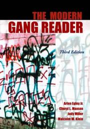 The modern gang reader /